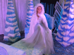 Under The Bridge To Present Family-Friendly Christmas Show Image