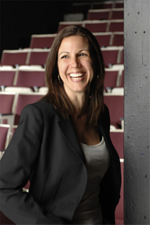 Magic Theatre's Loretta Greco Receives SDCF's 2018 Fichandler Award Image