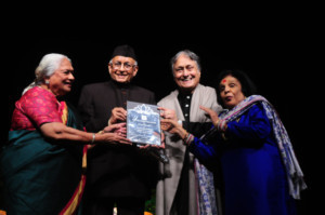 Ustad Amjad Ali Khan Receives the Sumitra Charat Ram Award For Lifetime Achievement 