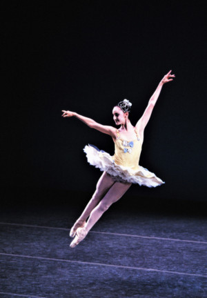 Former NYC Ballet Soloist Zippora Karz To Stage SONATINE By George Balanchine 