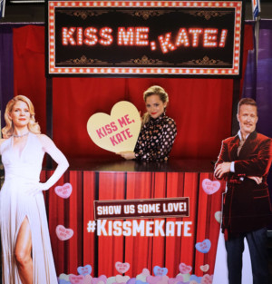 KISS ME KATE 'Kissing Booths' To Pop-Up Around NYC Begin Tomorrow Image