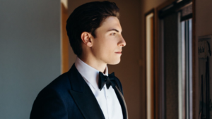 Derek Klena Will Make His Feinstein's/54 Below Solo Debut Image