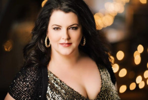 Soprano Rhoslyn Jones To Join San Francisco Conservatory of Music Faculty 