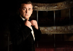 Shane Richie Stars In THE ENTERTAINER At The Belgrade Theatre  Image