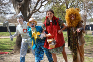 Jewish Community Center of Dallas' Performing Arts Space Presents WIZARD OF OZ Young Performers Edition  Image