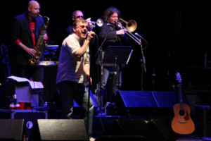 SOUTHSIDE JOHNNY & THE ASBURY JUKES Perform At The Davidson Image