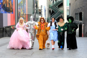X-Factor Stars Sean Smith And Lola Saunders Launch THE WIZARD OF OZ Panto 