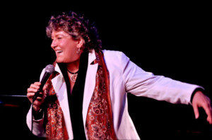 The Fabulous Suede Celebrates Her 10th Appearance At The RRazz Room Image
