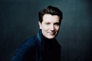 Internationally Renowned Pianist Debuts With The Sydney Symphony Orchestra Image