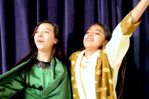 Santa Fe Public Libraries and Teatro Paraguas Present CUENTOS DE PRIMAVERA (STORIES FOR SPRING)  Image