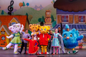 DANIEL TIGER'S NEIGHBORHOOD LIVE Returns With KING FOR A DAY! At The Palace  Image