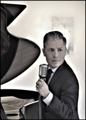 Bodhi Tree Concerts Presents Enrique Toral In A Gender-Bending Concert Image