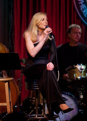 Longtime Michel Legrand Vocalist Laury Shelley Performs Tribute To Mentor At Jazz Showcase 