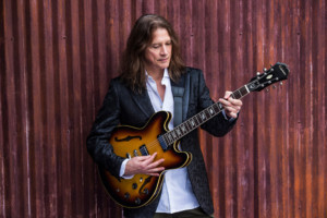 Theatre Raymond Kabbaz Launches Season with Robben Ford Concert Image