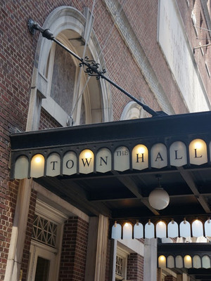 Broadway's Town Hall Presents The 97th Annual FRIEND OF THE ARTS AWARDS Image