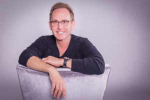 Sordid Lives Creator Del Shores To Present New Play & Teach Workshops At Windy City Performs Image