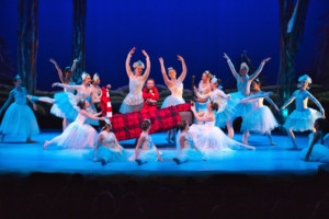 VIDEO: First Look At Stages Theatre + Escalate Dance Production Of OWL MOON Image