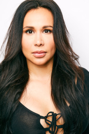 Isabella Sanchez Gets Tangled In DOUBTING THOMAS Premiering At Dances With Films Image