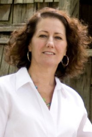 Verna Everitt To Lead Whidbey Art Center Image