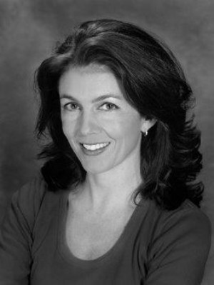 Liza Harris Joins The Cast Of IRIS Reading Image