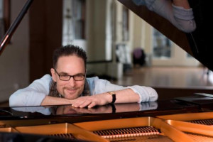 Funeral Service to Be Held Today for Beloved Stagedoor Manor Teacher Michael Larsen Image
