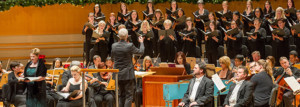 John Alexander Conducts Pacific Symphony in A Moving Prelude to Christmas Image