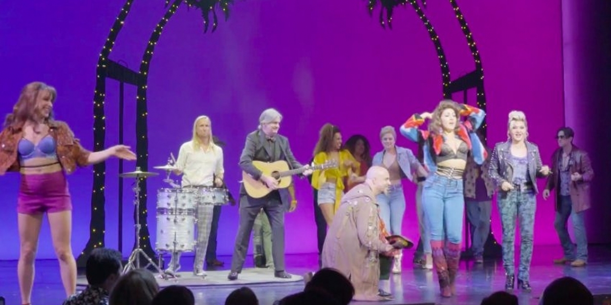 VIDEO: Roy Orbison's Sons Perform 'Oh, Pretty Woman' With the Cast of PRETTY WOMAN Video