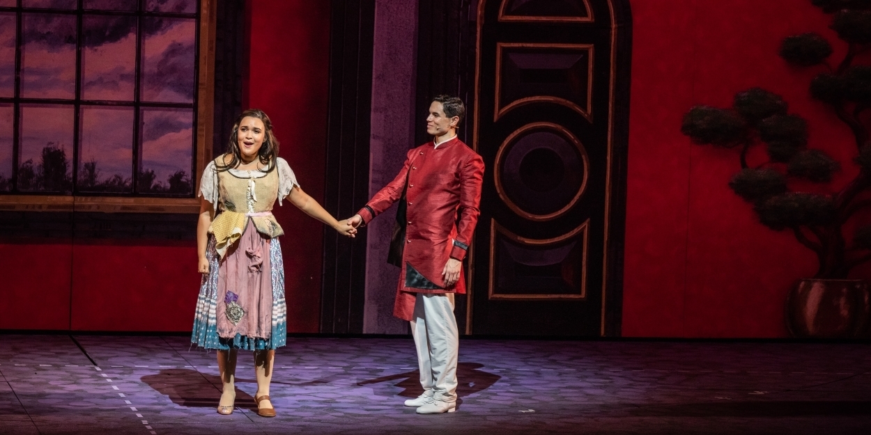 BWW Review: RODGERS & HAMMERSTEIN'S CINDERELLA Is Wild Deviation from Expectation Video