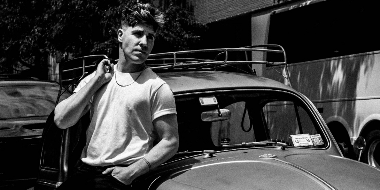 Broadway's Jesse JP Johnson Brings Solo Show To The Green Room 42 Video