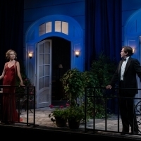 BWW Review: PRIVATE LIVES at Dorset Theatre Festival is Pretty Much Pitch Perfect Photo