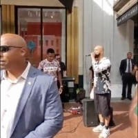 Common Gives Festival Goers An Impromptu Freestyle Session During Essence Fest Photo