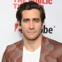 Jakes Gyllenhaal Talks Changes for SEA WALL/A LIFE's Broadway Transfer Photo