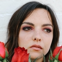 Dark Pop Artist Viana Releases Debut Single 'Wine & Roses' Out Now Photo