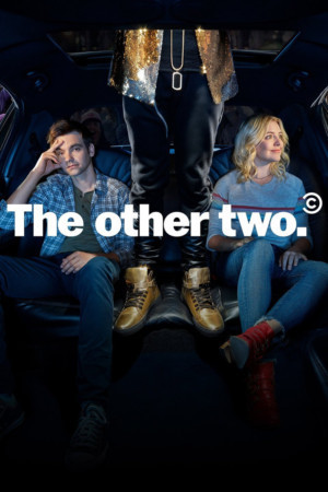 Comedy Central Unlocks First Season of THE OTHER TWO for Two Weeks Only 