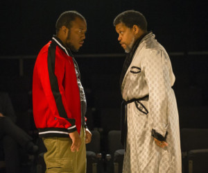 Review: BETWEEN RIVERSIDE AND CRAZY at SOUTH BEND CIVIC THEATRE Image