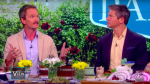 VIDEO: Neil Patrick Harris and David Burtka Talk Wigstock, The TONYS, and 'Life Is a Party'  Image