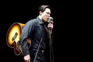 Review: Scott Moreau Celebrates the Man in Black Image