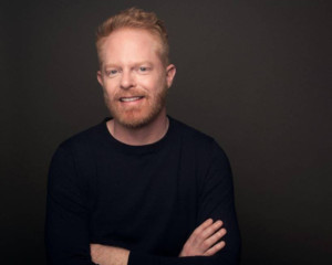 Jesse Tyler Ferguson to Host EXTREME MAKEOVER: HOME EDITION 