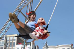 LOOK UP Brings Circus, Puppetry and Theatre to Worthing  Image