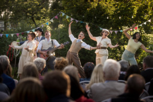 Review: A MIDSUMMER NIGHT'S DREAM, Arundel & Ladbroke Gardens 