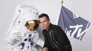 Sebastian Maniscalco to Host the 2019 MTV VMAs Image