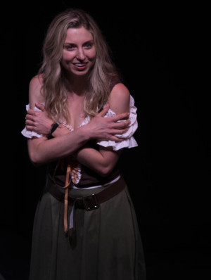 Review: PRETTY, WITTY NELL a Standout Solo Show at Fringe Image