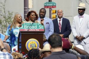 Patti LaBelle Honored by City of Philadelphia with Street Naming Dedication 