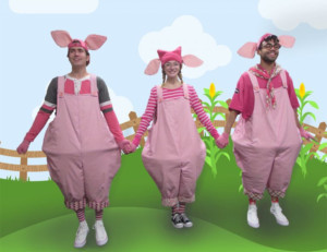 Review: Young Audience Squeals with Delight at THREE LITTLE PIGS Image