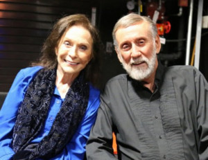 Ray Stevens Hosts Loretta Lynn at CabaRay Image