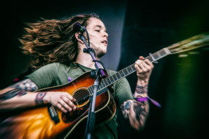 Billy Strings Shares First Song From New Album TAKING WATER Image