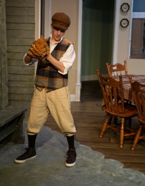 Review: BRIGHTON BEACH MEMOIRS at Oyster Mill Playhouse 