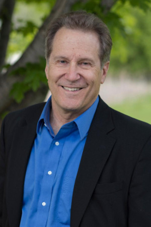 Playwright Peter Moore Hosts Pre-Show Seminar At Peninsula Players Image