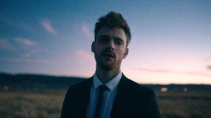 Finneas Debuts Official Music Video For 'I Lost A Friend' Image