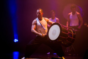 Taikoz Bring Their Bold Physicality To The Stage In THE BEAUTY OF 8 Image